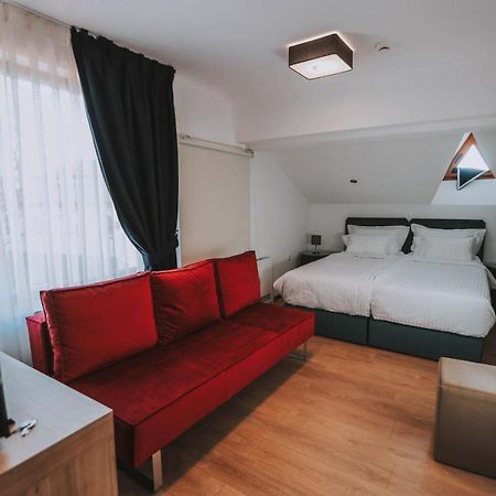 Lazar Winery Tourism B&B Rosoman 외부 사진