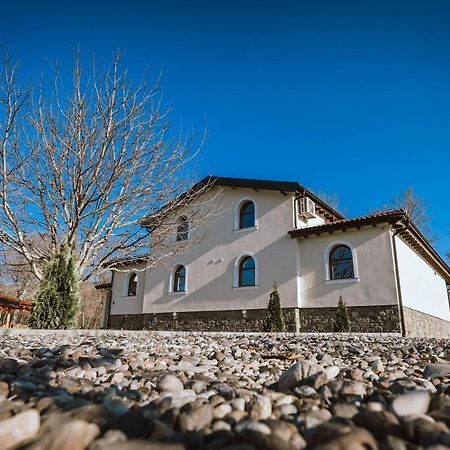 Lazar Winery Tourism B&B Rosoman 외부 사진