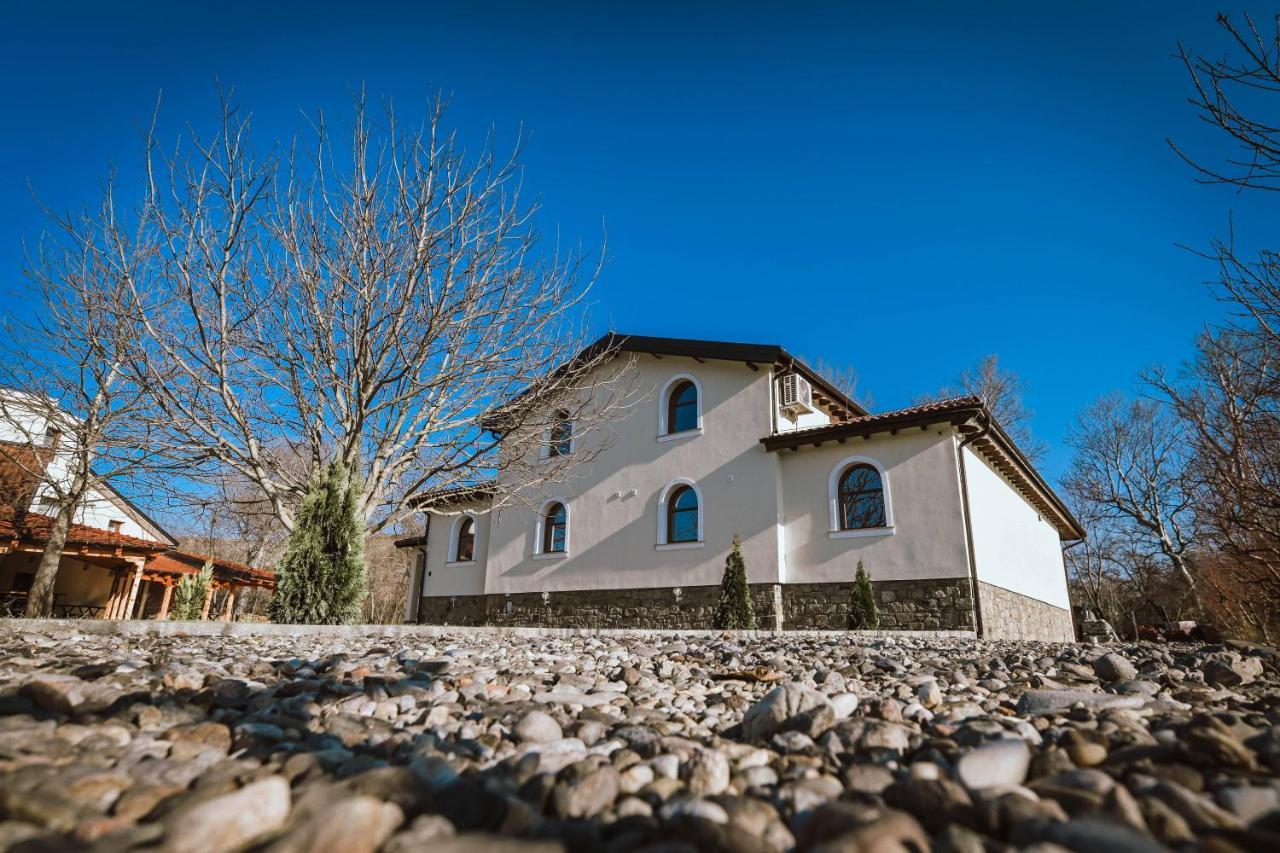 Lazar Winery Tourism B&B Rosoman 외부 사진